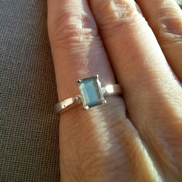 🐰SALE🐰 Handmade Emerald Cut Labradorite Ring - Picture 3 of 5